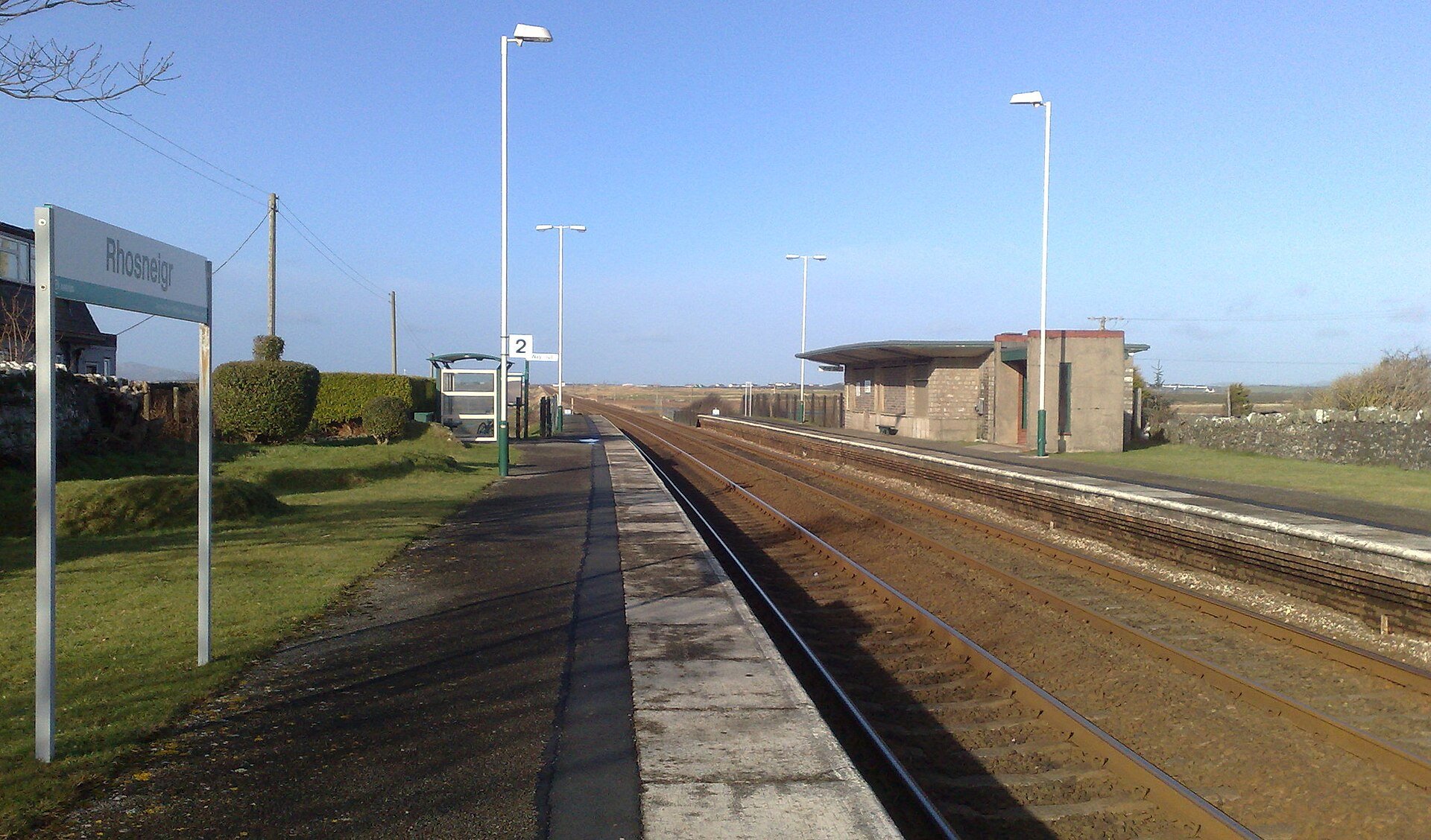 Rhosneigr railway station 2009